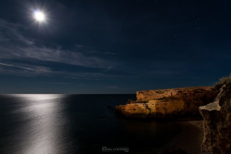 lune plage falaise Algarve Portugal