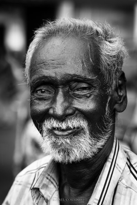 Portrait d'un sans abris dans un slum à Chennai en Inde